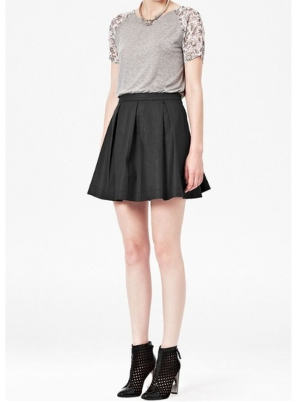 NWT $128 FC Jeans FCUK French Connection Judy Jegs Black Pleated Skirt 6